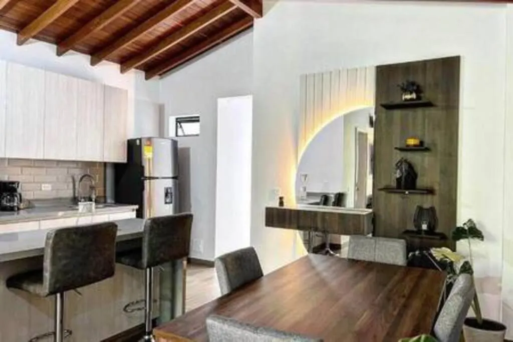 Apartamento Con Balcon Y 2 Dormitorios Ark301 By Roots Rentals Medellin 0*,  Colombia