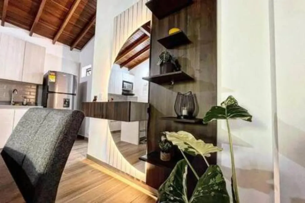 Apartamento Con Balcon Y 2 Dormitorios Ark301 By Roots Rentals Medellin