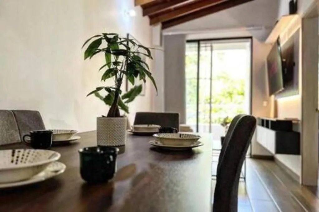 Apartamento Con Balcon Y 2 Dormitorios Ark301 By Roots Rentals Medellin 0*,